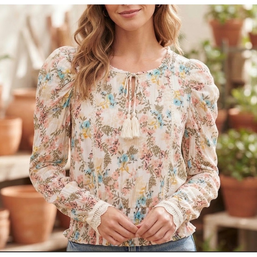 American Rag Floral Smocked Peasant Blouse Lace Trim Tassel Boho Top Medium